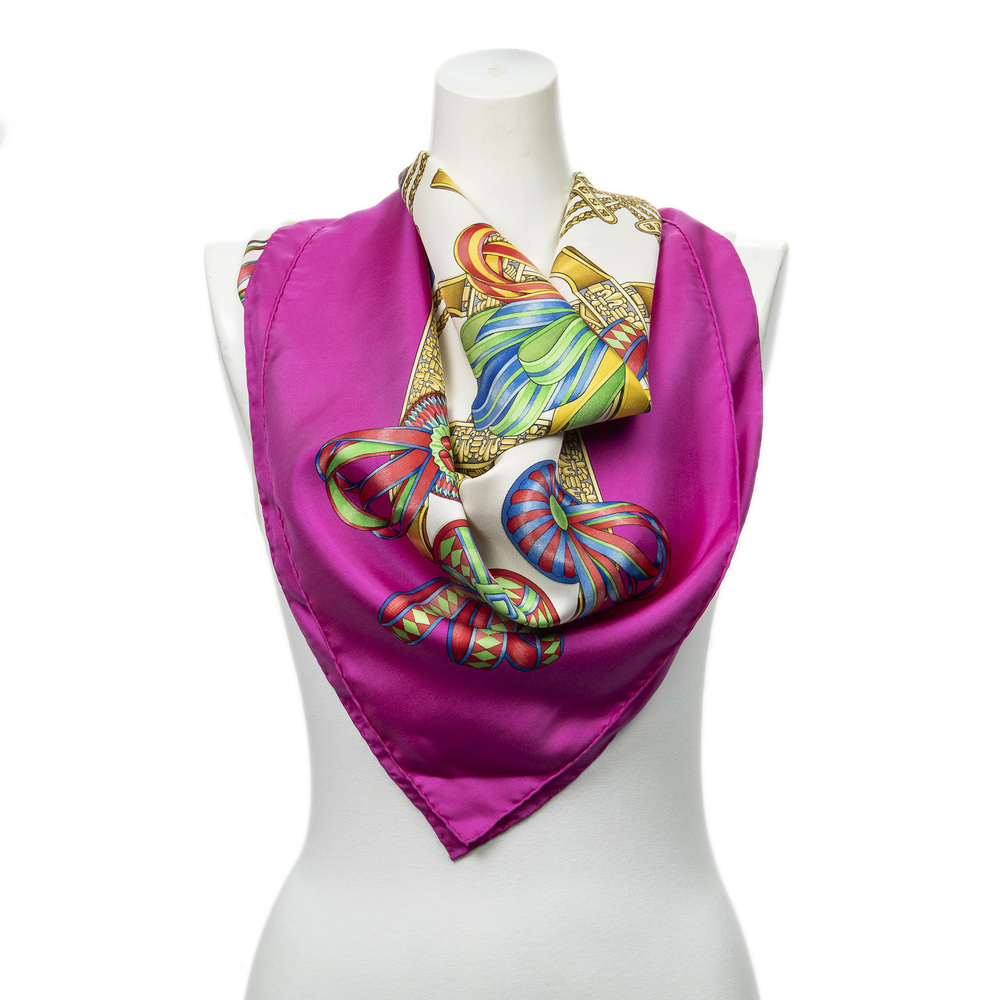 Hermes Scarf - Picture 1 of 5